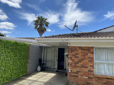 3/15 Wentworth Avenue, Papatonetoe 4 bedrooms, 1 Bathroom 1 Toilet