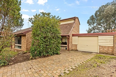 Lake Albert 3chambre Spacious Family Home Offering Lifestyle, Character and Future Potential