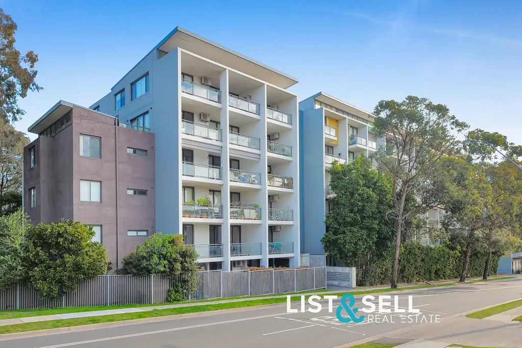 Two-bedroom's, Two-bathroom's, Two-storey Unit - Perfectly Positioned !