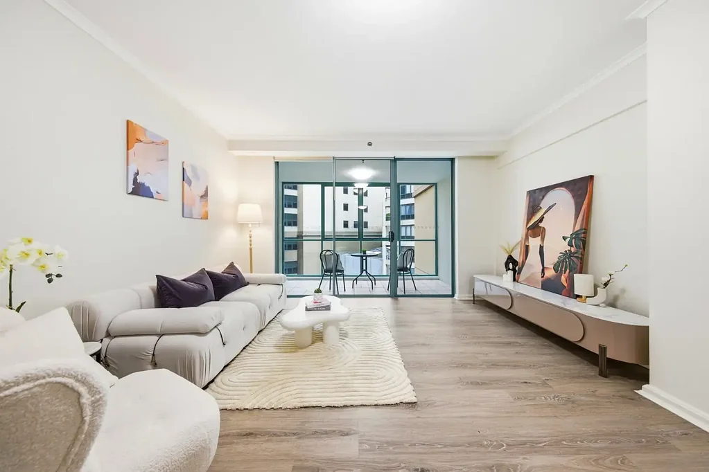 Haymarket 3कमरा Stunning & Spacious 3-Bedroom Apartment with Lock-Up Garage