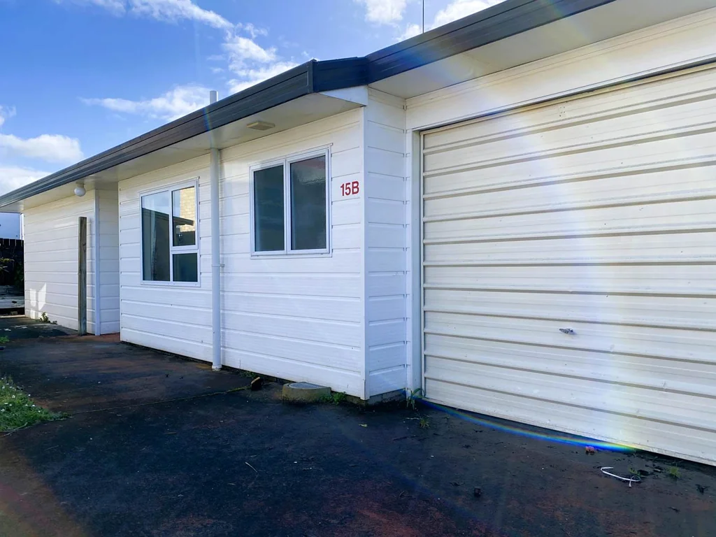 Walking Distance To Town Centre