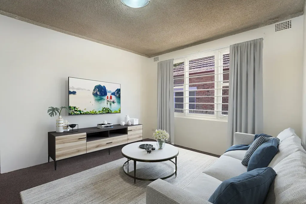 Bright & Spacious Living