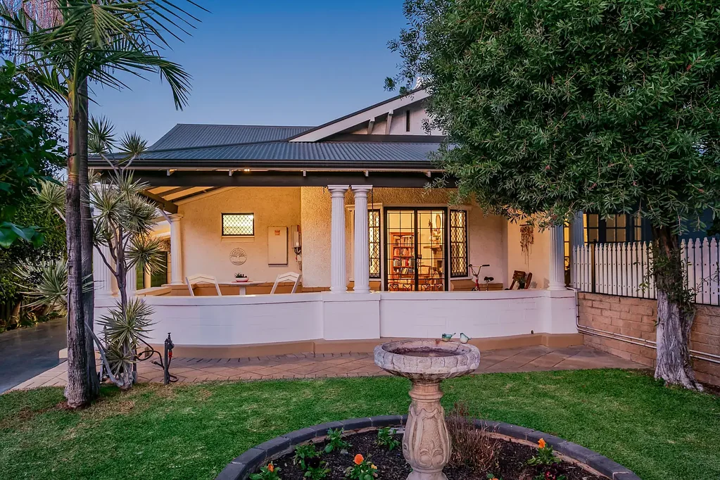 40 Moseley Street, Glenelg, SA 5045
