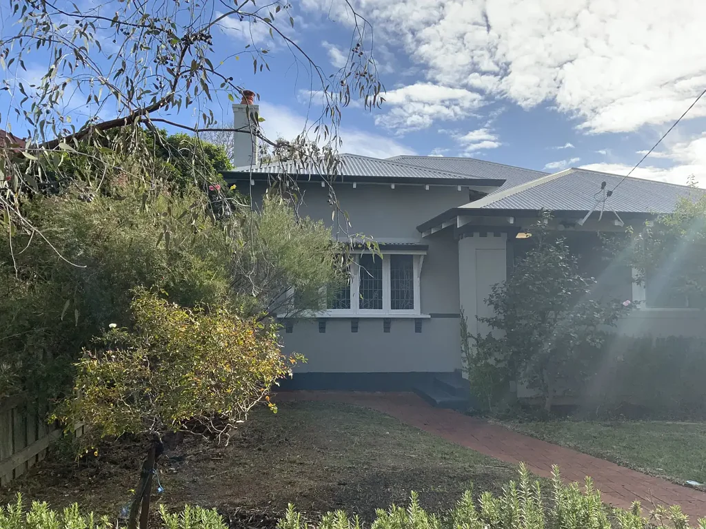 Nedlands 4 bedroom 3 bathroom fully furnished and equipped