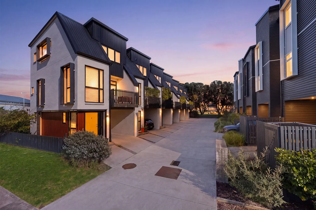 Hobsonville 3침실 Where Modern Living Meets Waterfront Lifestyle