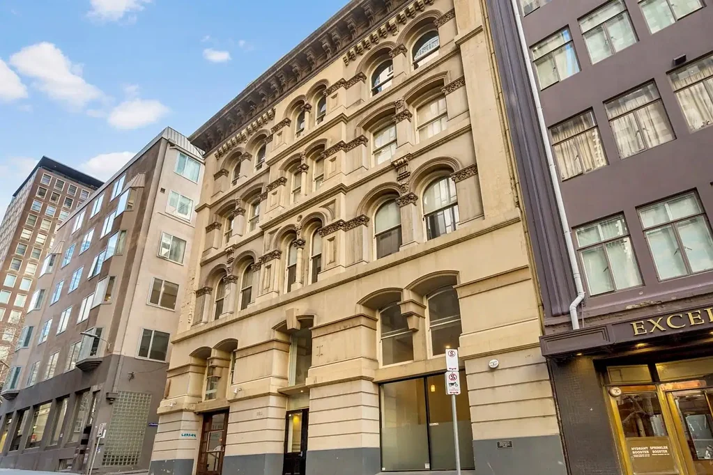 HIDDEN GEM IN CENTRAL CBD LOCATION!