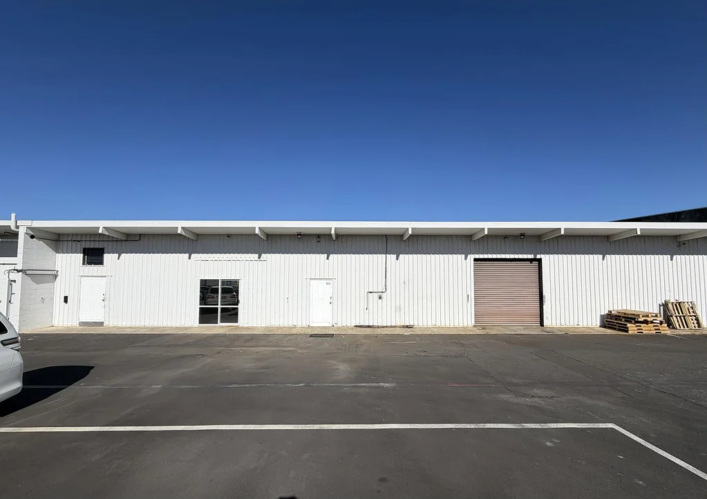 East Tamaki Efficient warehouse space with minimal office