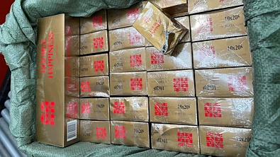 中国走私香烟惊现奥克兰！海关截获百万支“红双喜”，涉税$140万！一男子落网