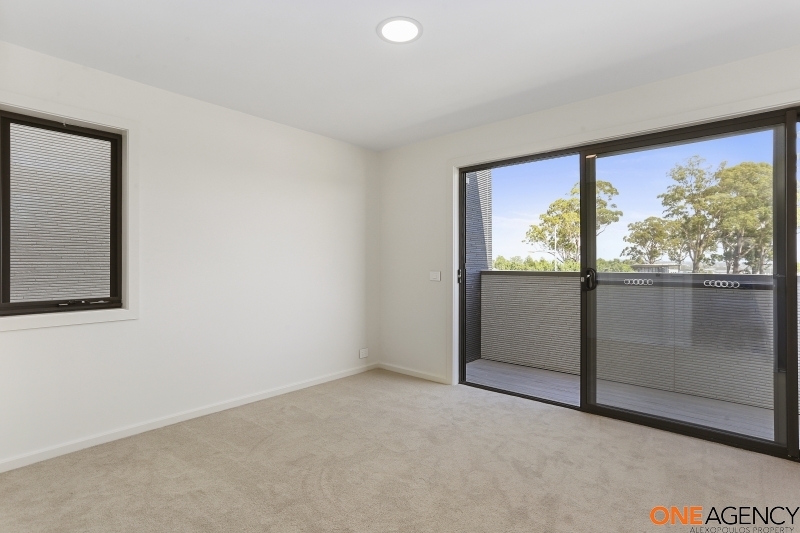 4C LILLYDALE AV, GLEDSWOOD HILLS NSW 2557, 0 habitaciones, 0 baños, House