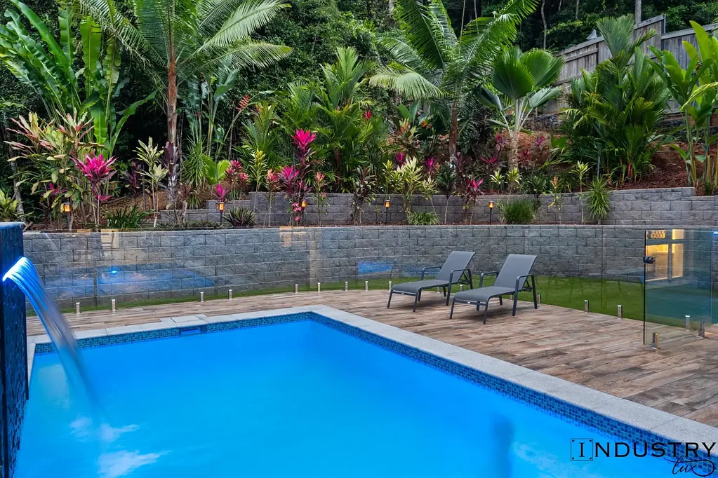 Kewarra Beach 4બેડરૂમ Luxurious family entertainer in rainforest oasis