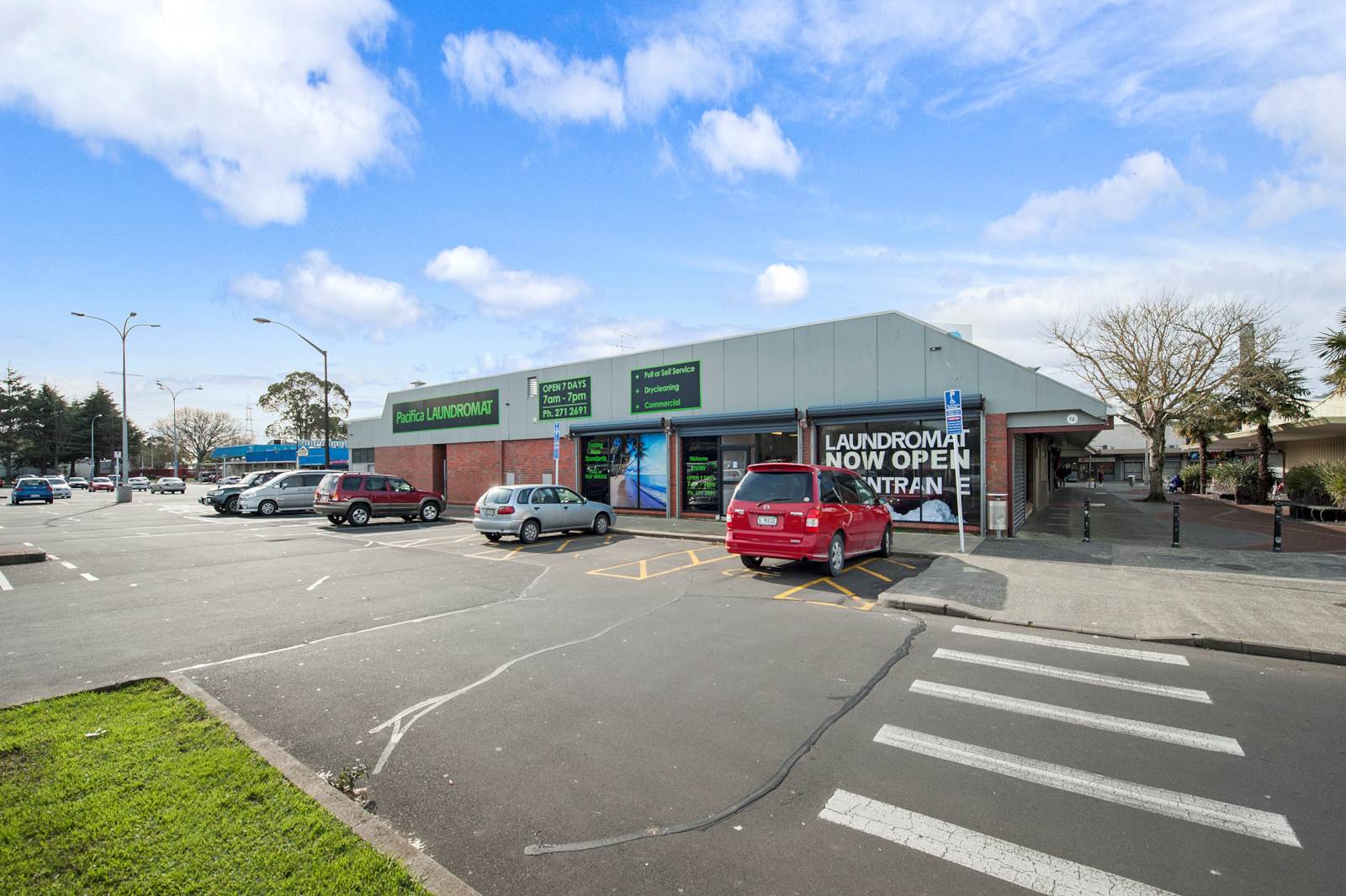 14 Fair Mall, Otara, Auckland - Manukau, 4部屋, 2バスルーム