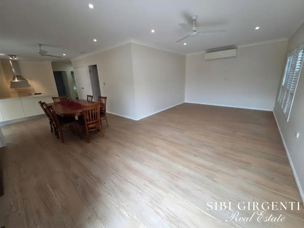 1B Bourke Street, Mareeba, QLD 4880, 3 Bedrooms, 1 Bathrooms, House