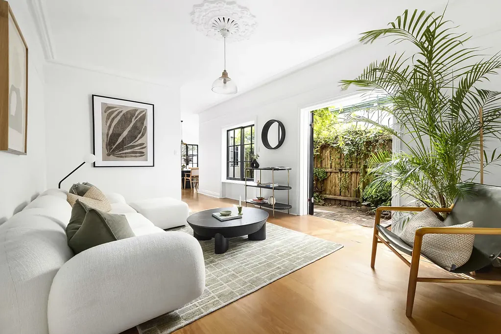 33 Ruthven Street, Bondi Junction, NSW 2022