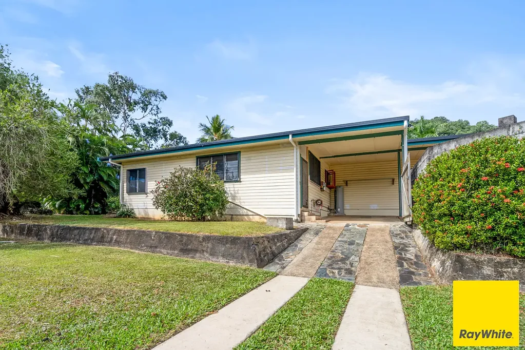 17 Petersen Street, Trinity Beach, QLD 4879