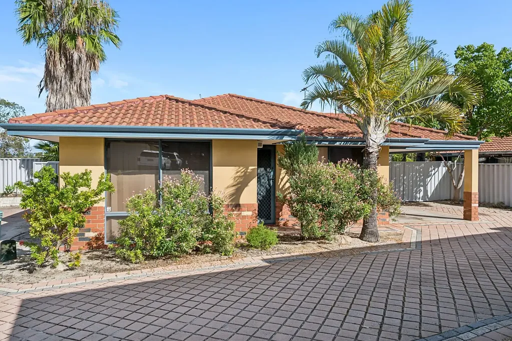 4/24 Farnham Street, Bentley, WA 6102