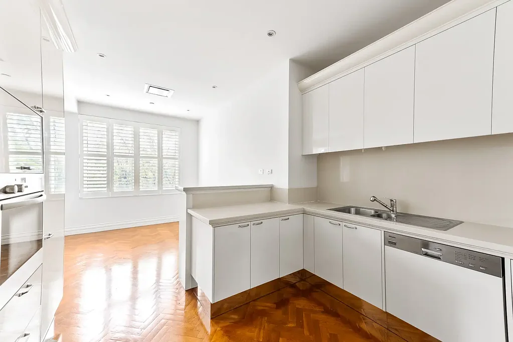 Sophisticated Living in the Heart of Toorak