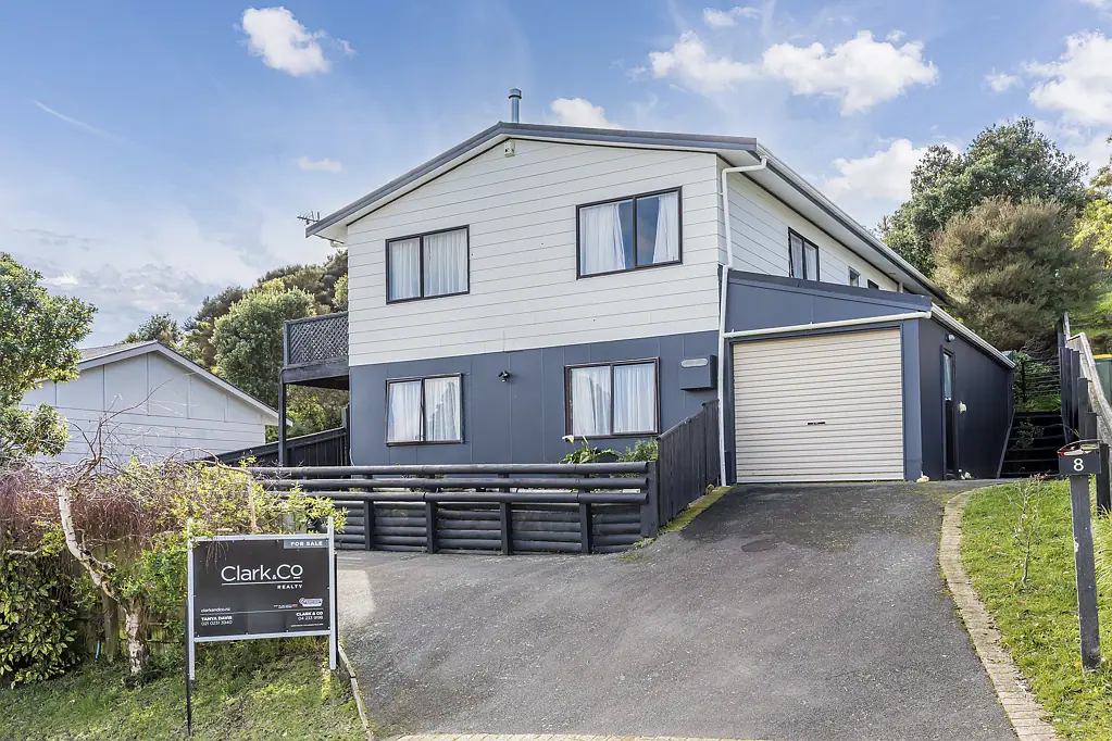 8 The Bollard, Whitby, Porirua City, Wellington