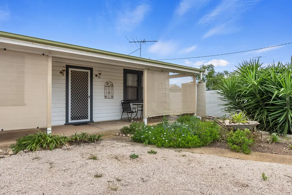 14 Curramulka Road, Minlaton, SA 5575