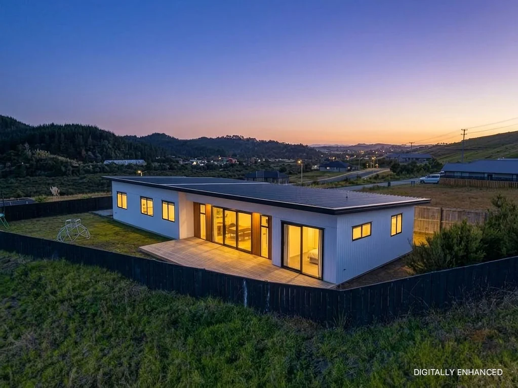 Port Whangarei 4房  Elevated Living with Views and Room to Breathe