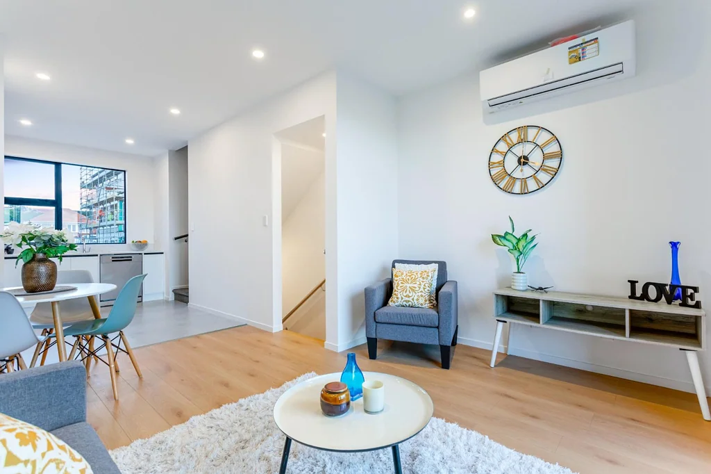 Modern 3-Bedroom + 1 study Townhouse in Henderson: Your Ideal Rental Home
