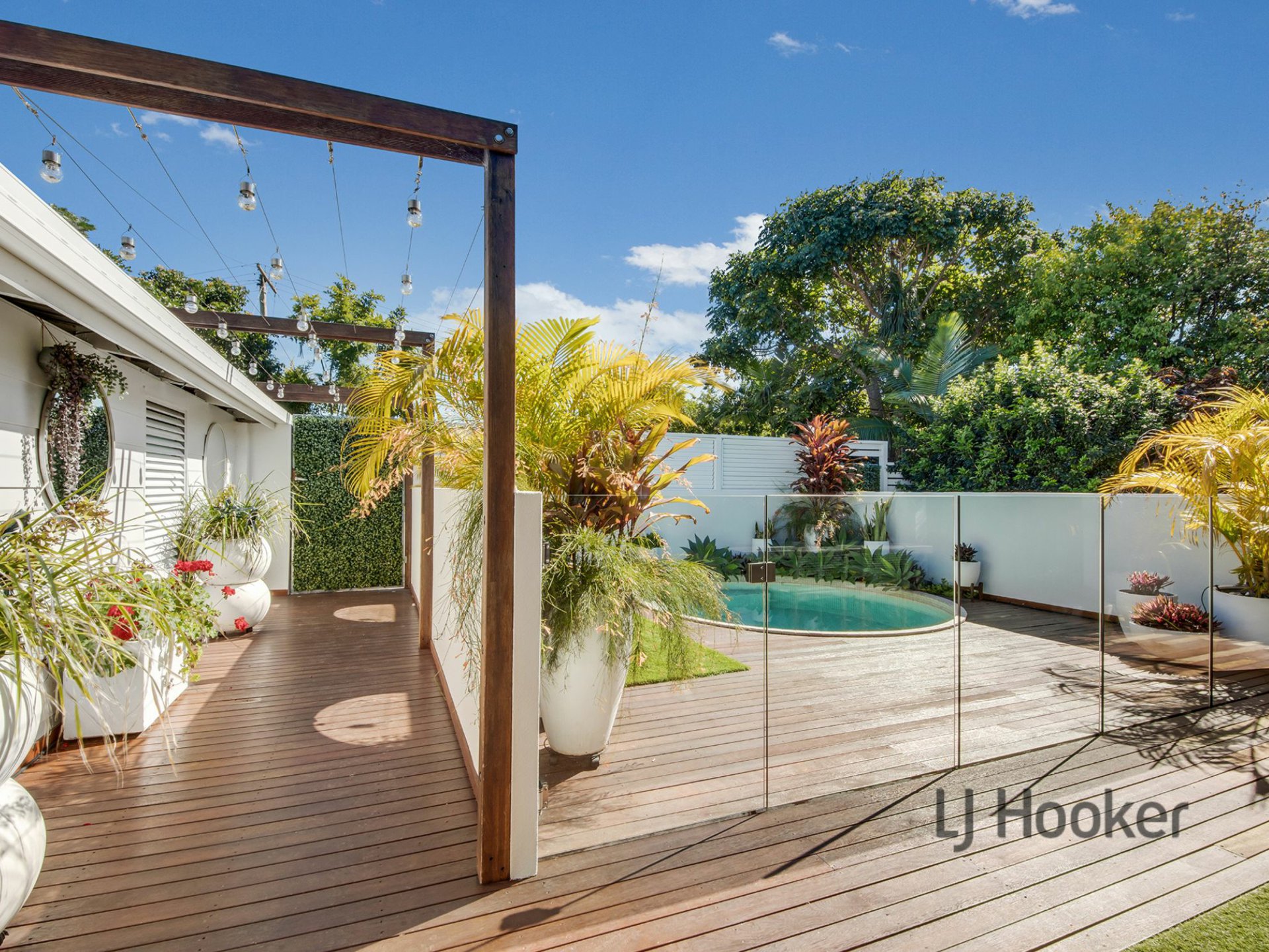 12 ALKINA CR, BOYNE ISLAND QLD 4680, 0部屋, 0バスルーム, House