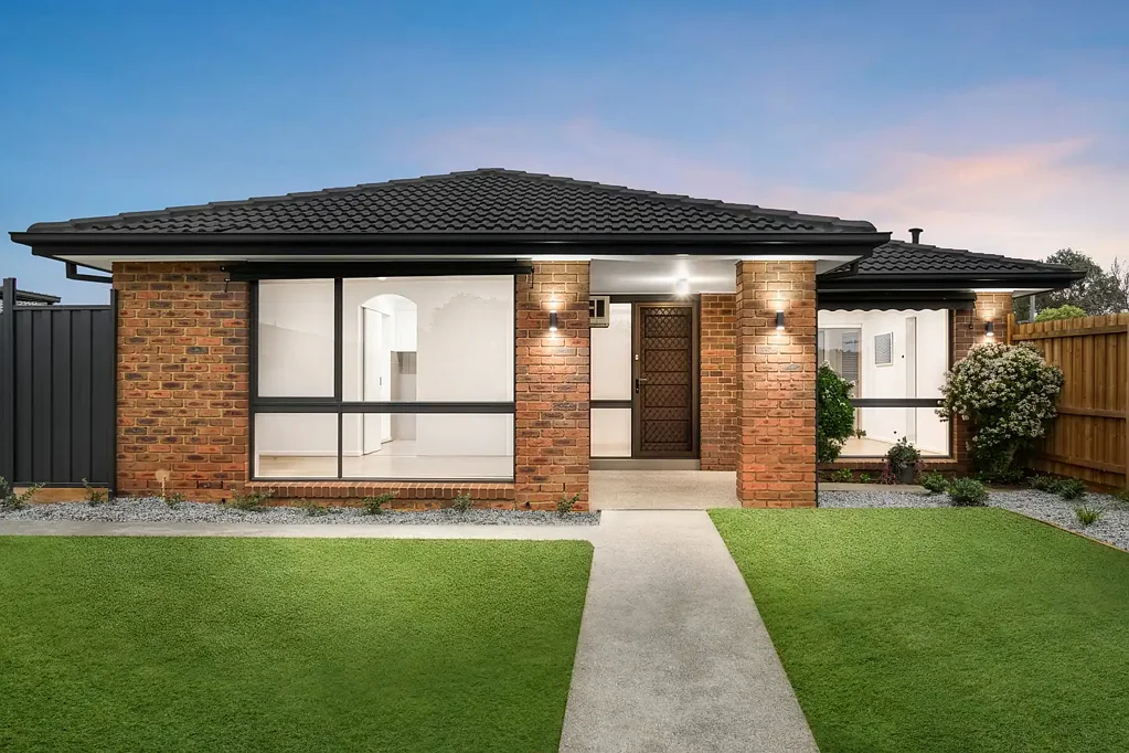Werribee 3房 现代风格与卓越的家庭功能完美结合！ Modern Style Meets Superb Family Functionality!