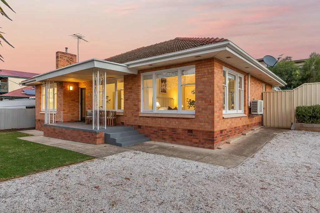 Gumeracha 4 Bedroom Exquisitely Renovated Family Home on a Spacious 832m² Allotment