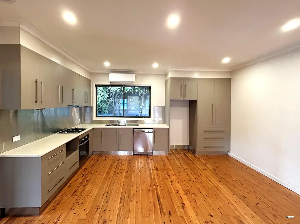 3 Bedroom Home in North Albury