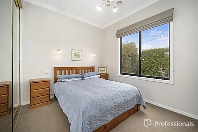 4 - 6 Cameron Street, Hamilton, VIC 3300, 4 રૂમ, 1 બાથરૂમ, House