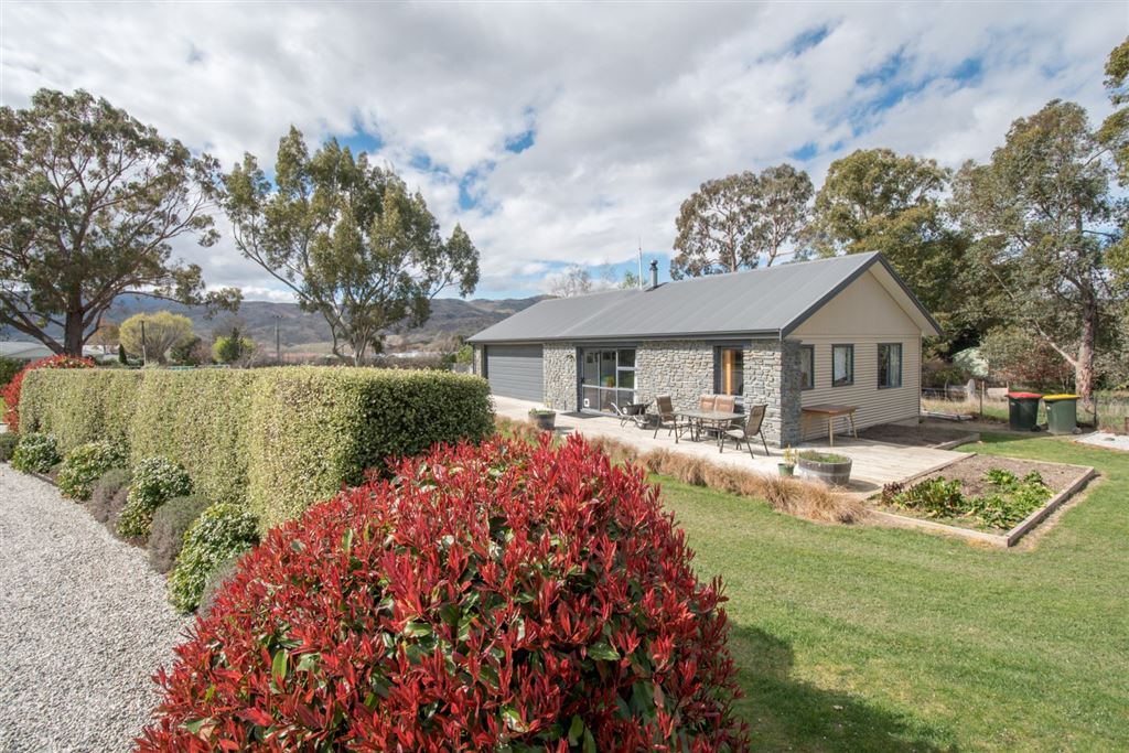 19 Hall Road, Bannockburn, Otago, 2 Bedrooms, 0 Bathrooms