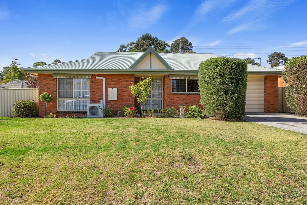4/19 Clinton Court, Leongatha, VIC 3953