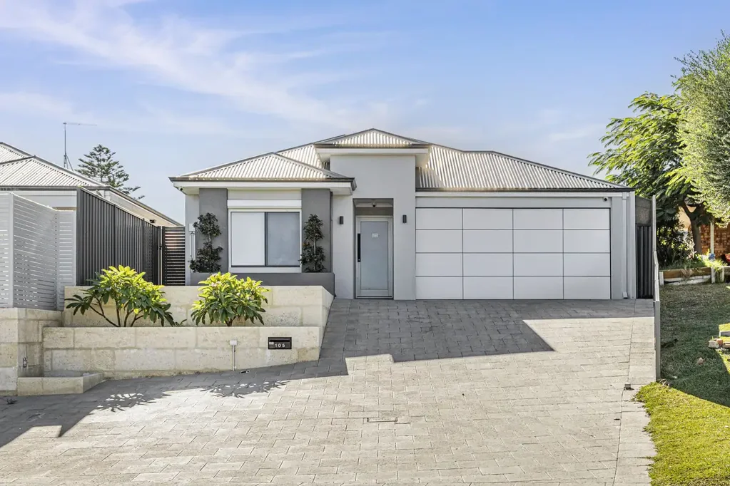 Quinns Rocks 4Habitaciones Designer Living in Sought-After Old Quinns