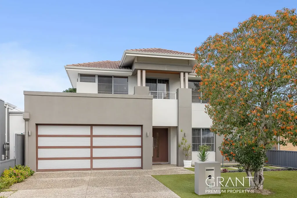Ardross 5 Bedroom Immaculate High-Spec Family Residence