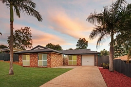 19 Vanessa Court, Camira