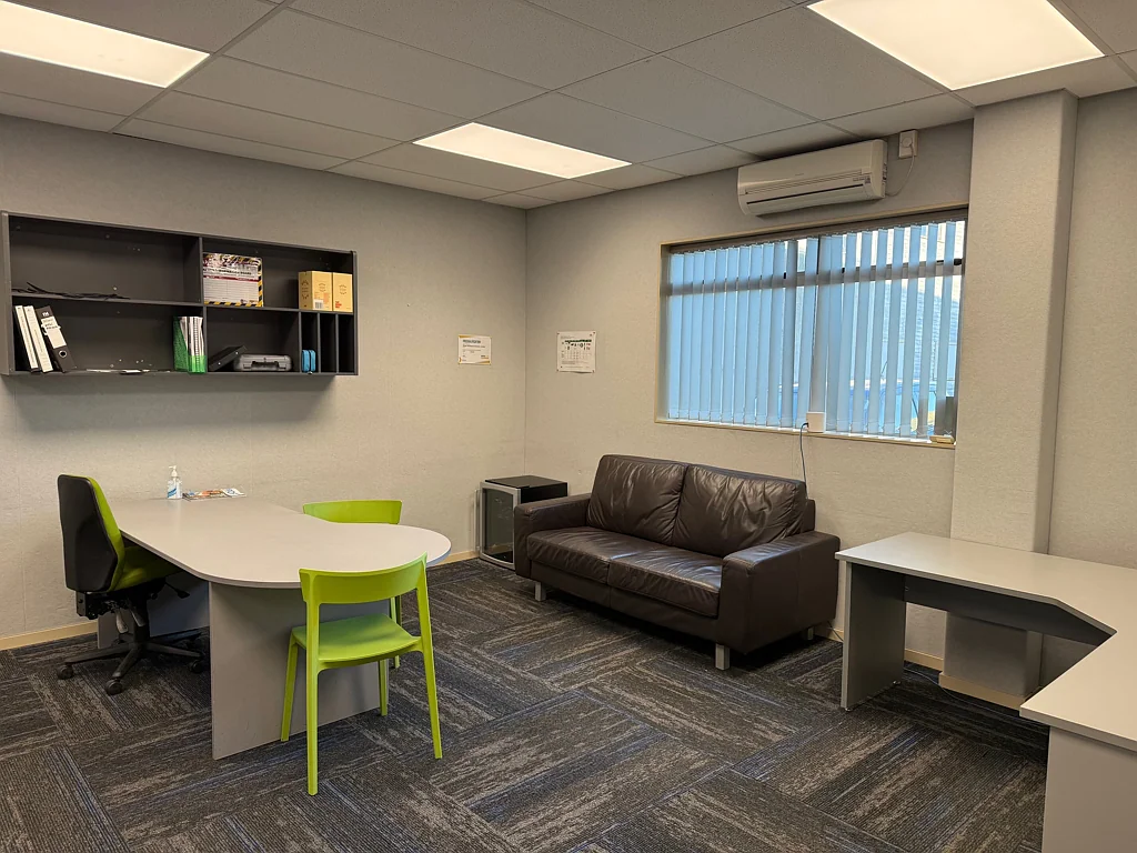 Greenmeadows Office and storage space for lease – Greenmeadows