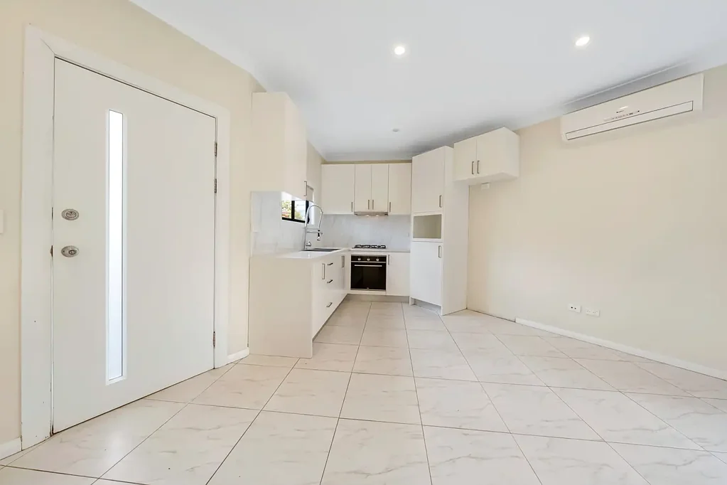 Charming two-bedroom granny flat (Water Usage Included)