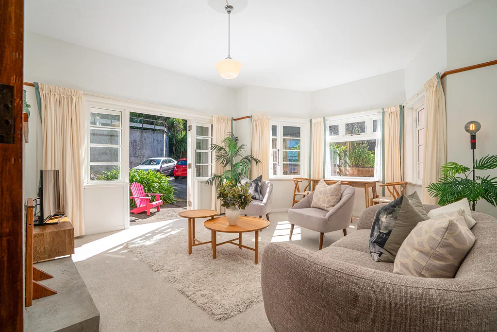 Thorndon 2બેડરૂમ EASY LIVING IN THORNDON! | BEO $625,000