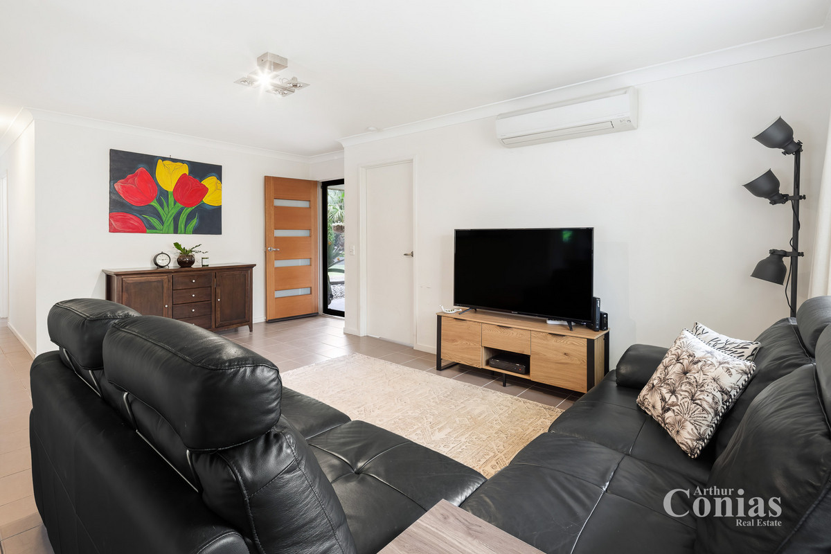 23 FURLONG ST, INDOOROOPILLY QLD 4068, 0 habitaciones, 0 baños, House