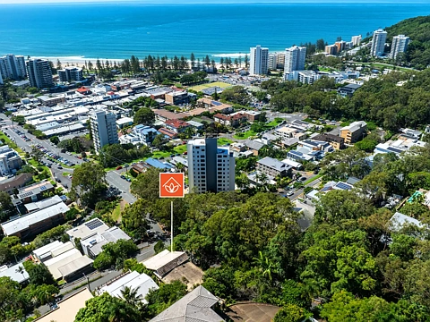 Burleigh Heads 7 Bedroom SOLD AT AUCTION
