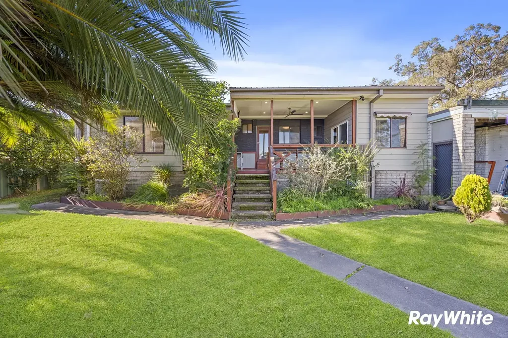 Moruya 3침실 Space, Position & Potential - 3 Bedroom Home on a Generous 1140m² Block
