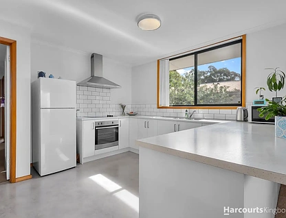 4 Yallaroo Drive, Blackmans Bay, TAS 7052, 4 rūma, 2 rūma horoi, House