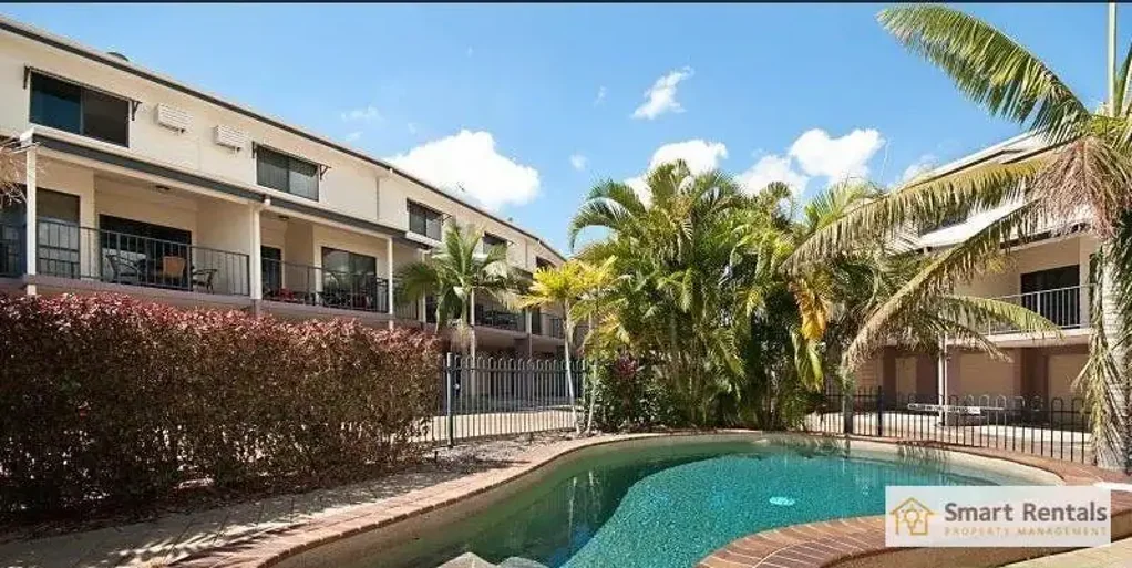 Executive Apartment & Proximity to Everything!