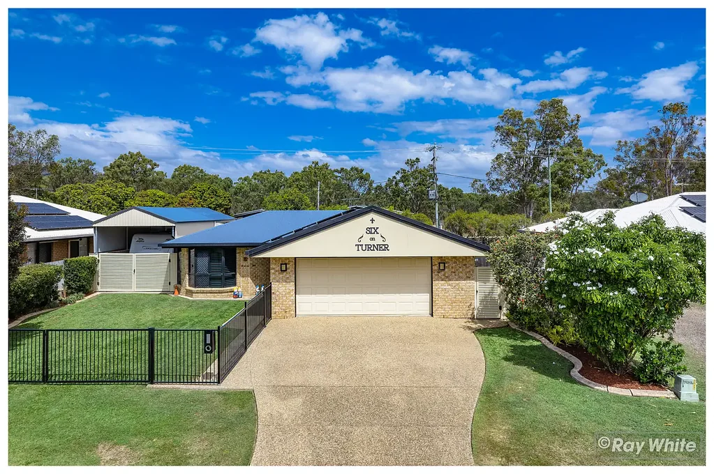 Parkhurst 4ਬੈੱਡਰੂਮ Family Home Walking Distance to Shopping Complex & Schools