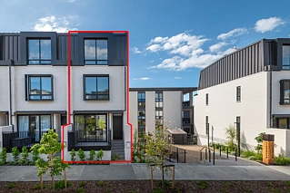 9A Windlass Street, Long Bay, North Shore City