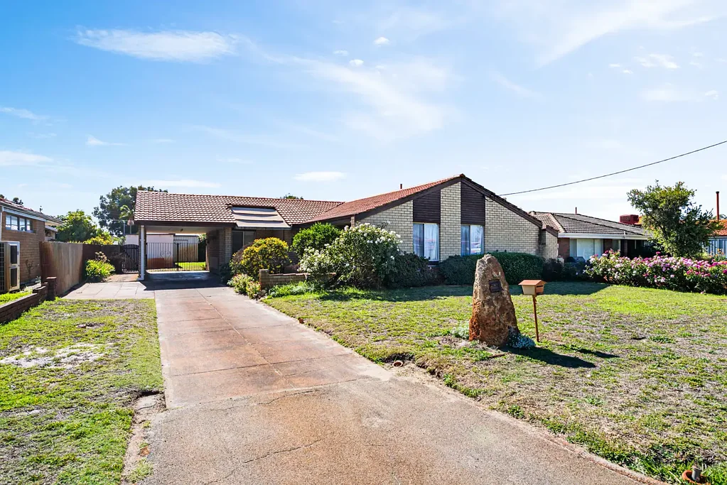 Morley 4房  Just Listed! Spacious Family Home on Development Potential Block