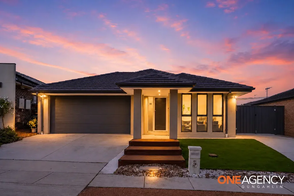 Bonner 4房  Modern family living with smart features, solar & premium outdoor entertaining