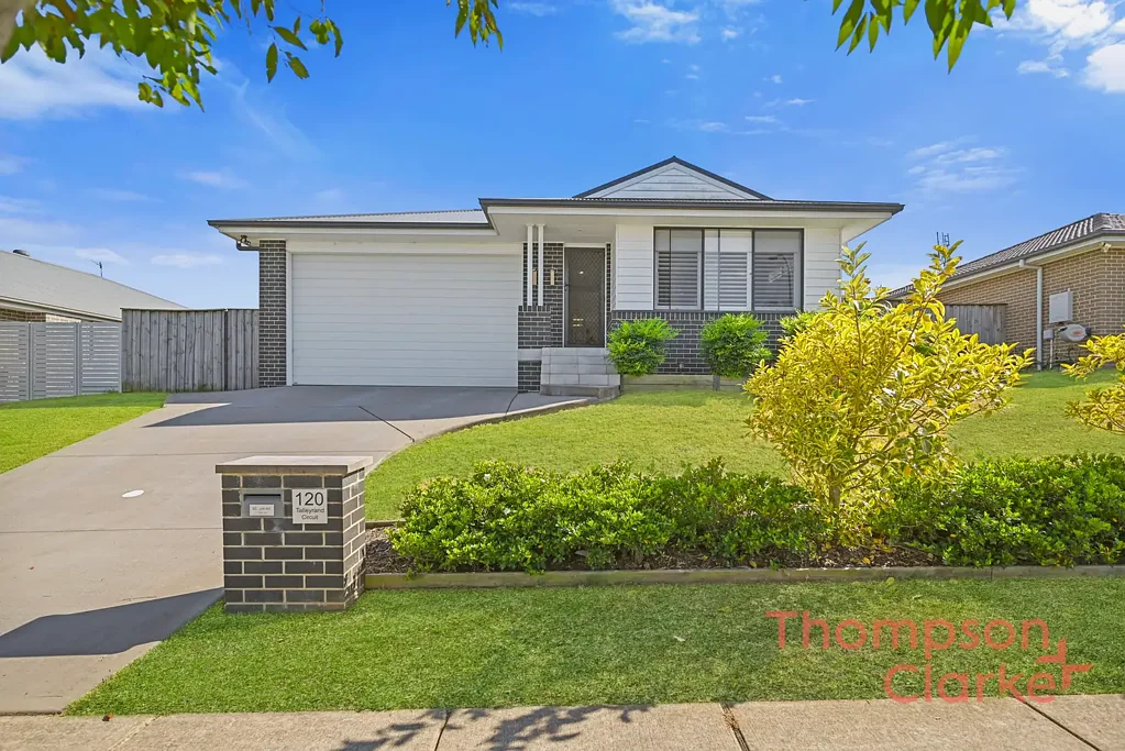 120 Talleyrand Circuit, Greta, NSW 2334