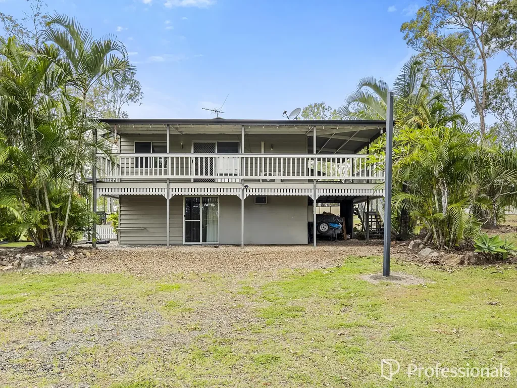 Flagstone 3房  Peaceful Acreage Living in Flagstone!