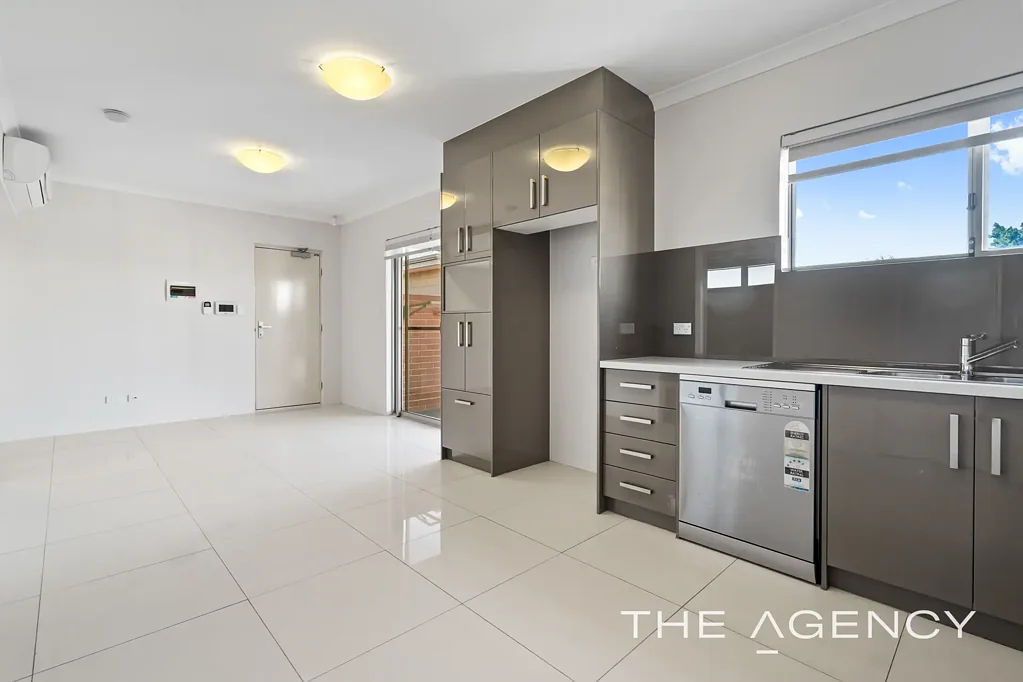 22/9 Henry Street, East Cannington, WA 6107