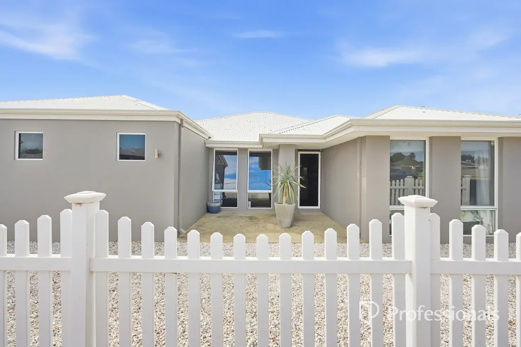 42A Winton Street, Carey Park, WA 6230